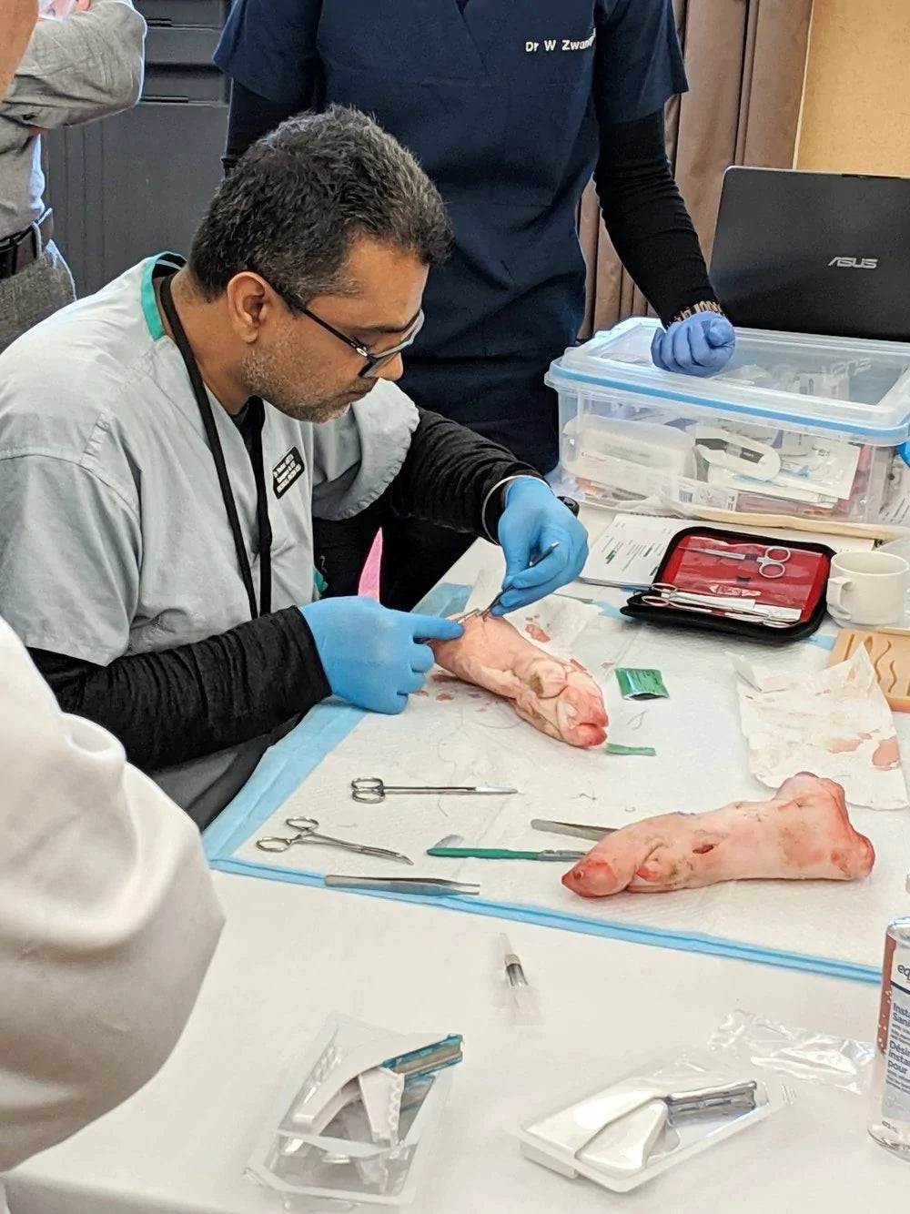 MedicalEd SUTURED course for laceration and tendon repair